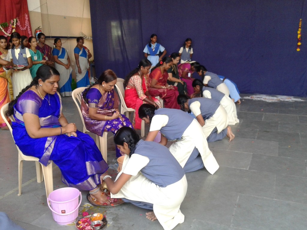 GURUVANDHANAM