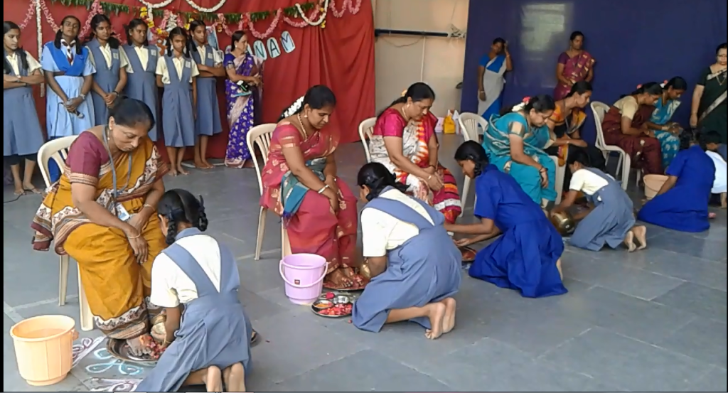 GURUVANDHANAM