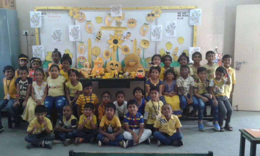 COLOUR DAY-YELLOW