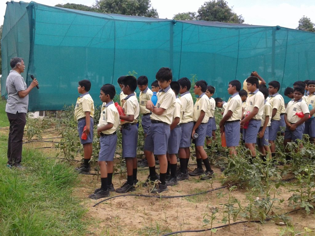 FARM TRIP (FARM GURU)