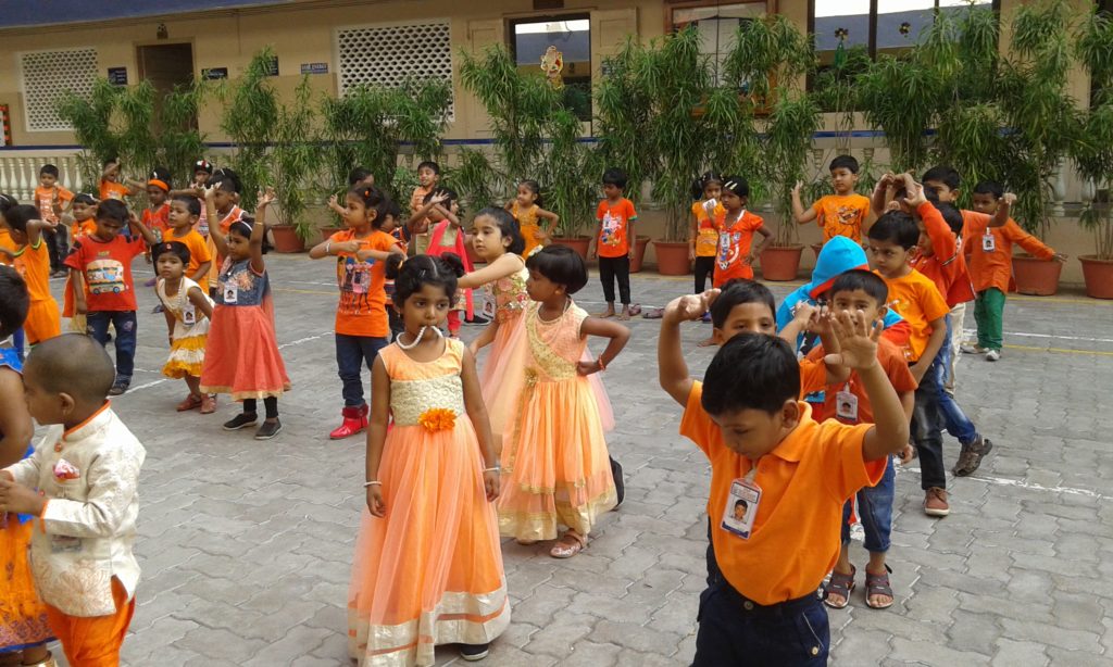 ORANGE DAY (COLOUR DAY)