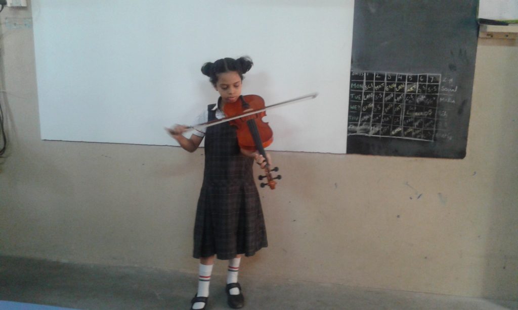 NEW STUDENTS TALENT SHOW