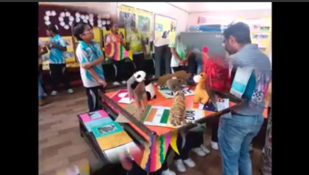 Project Display for Std. III (Topic: Diversity in Animals)